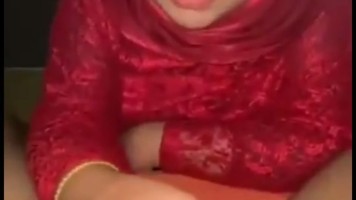 Bokep Premium Istri Jilbab Dah Siap Pergi Kondangan Tapi Paksu Lagi Sangek