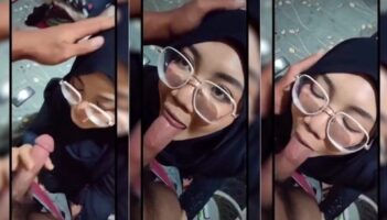 Ukhty Kacamata Jagonya Sepong Mentok Sampe Grok-grok